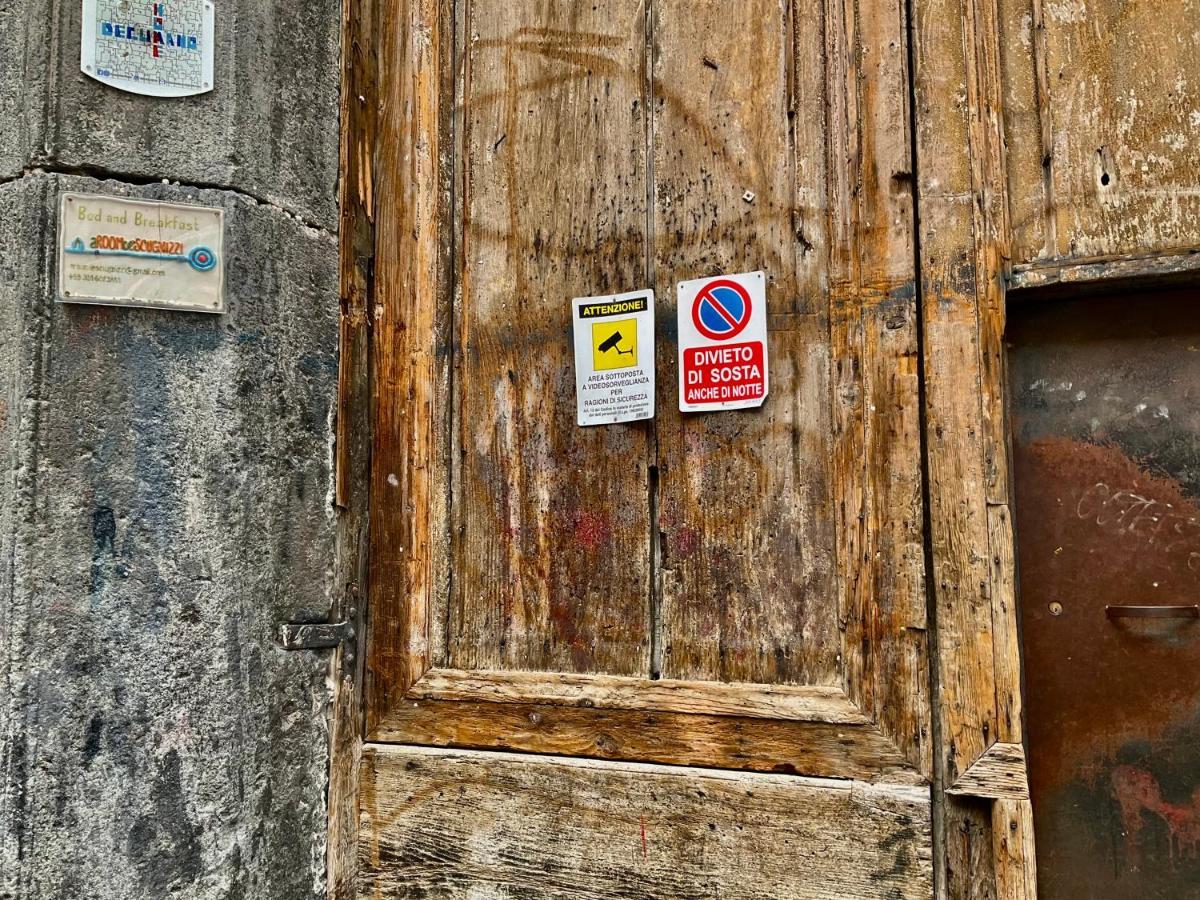 'A Room De' Scugnizzi 那不勒斯 外观 照片