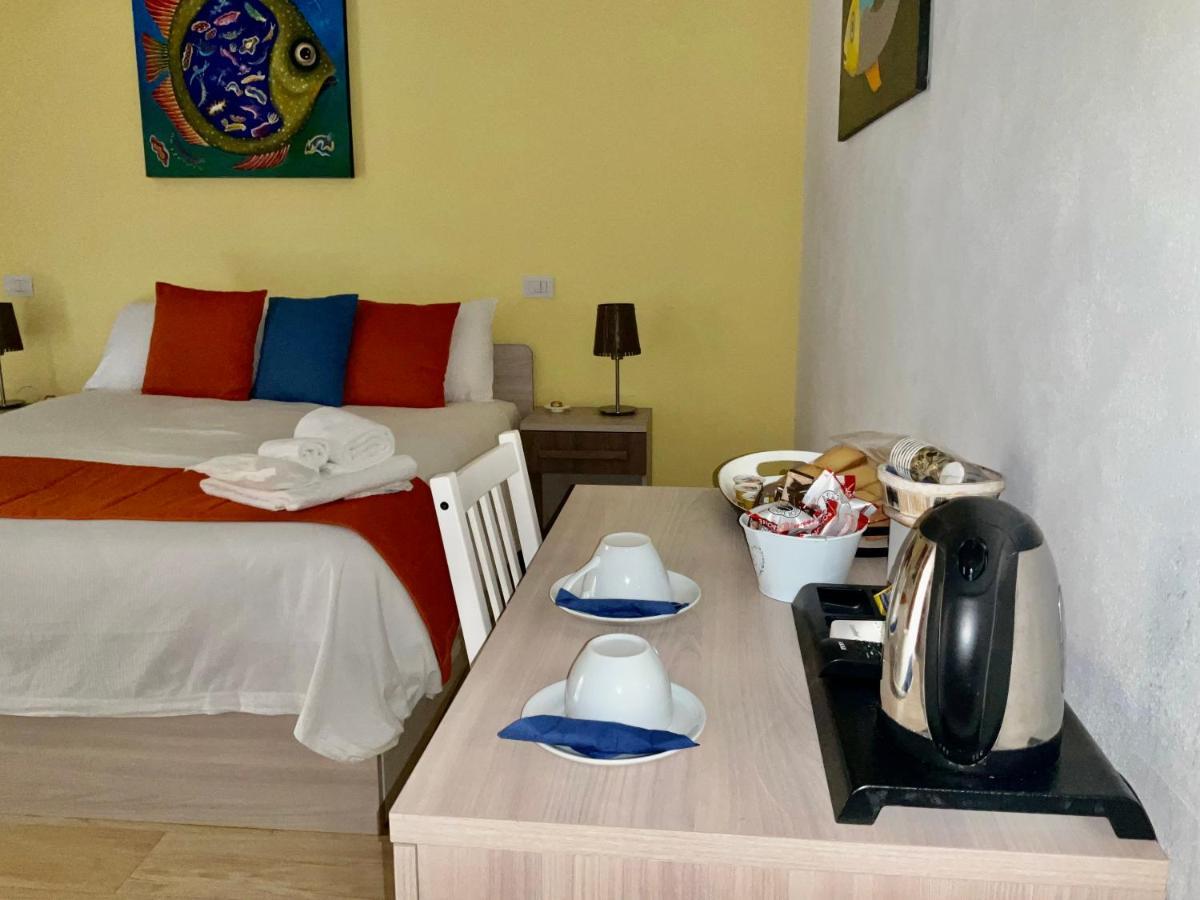 'A Room De' Scugnizzi 那不勒斯 外观 照片